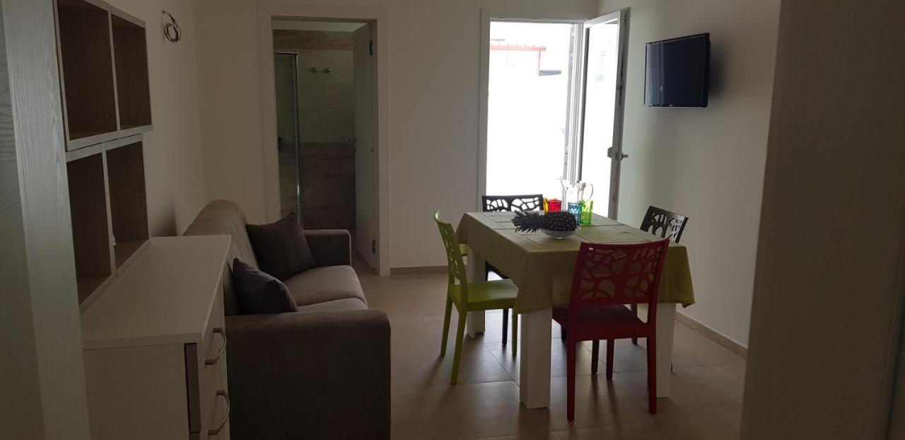 Marcochiaralastrea Apartment Porto Cesareo Ngoại thất bức ảnh